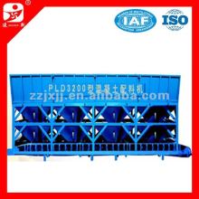 Concrete batching hopper