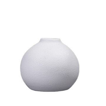 Wholesale Porcelain Vases: Hot Selling White Ceramic Vases in Various Shapes
