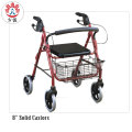 Chodzik dla osób starszych z wózkiem na zakupy
