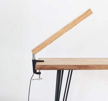 wooden rotatable adjusting table lamp