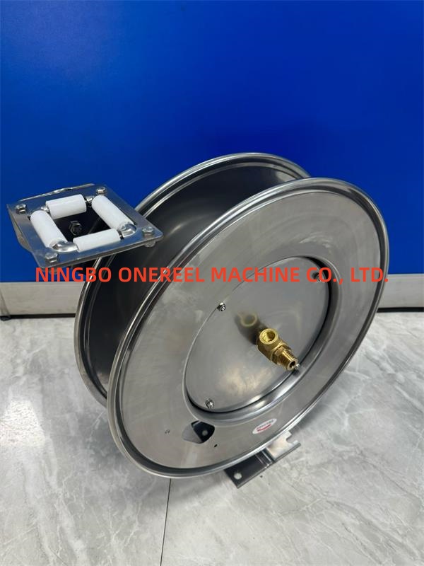 Retractable Welding Double Hose Reel (4) Retractable Welding Double Hose Reel (4)