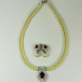 Collier de perles et boucles d&#39;oreilles pour mariage