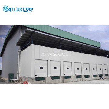 Industrial warehouse cold storage refrigeration room