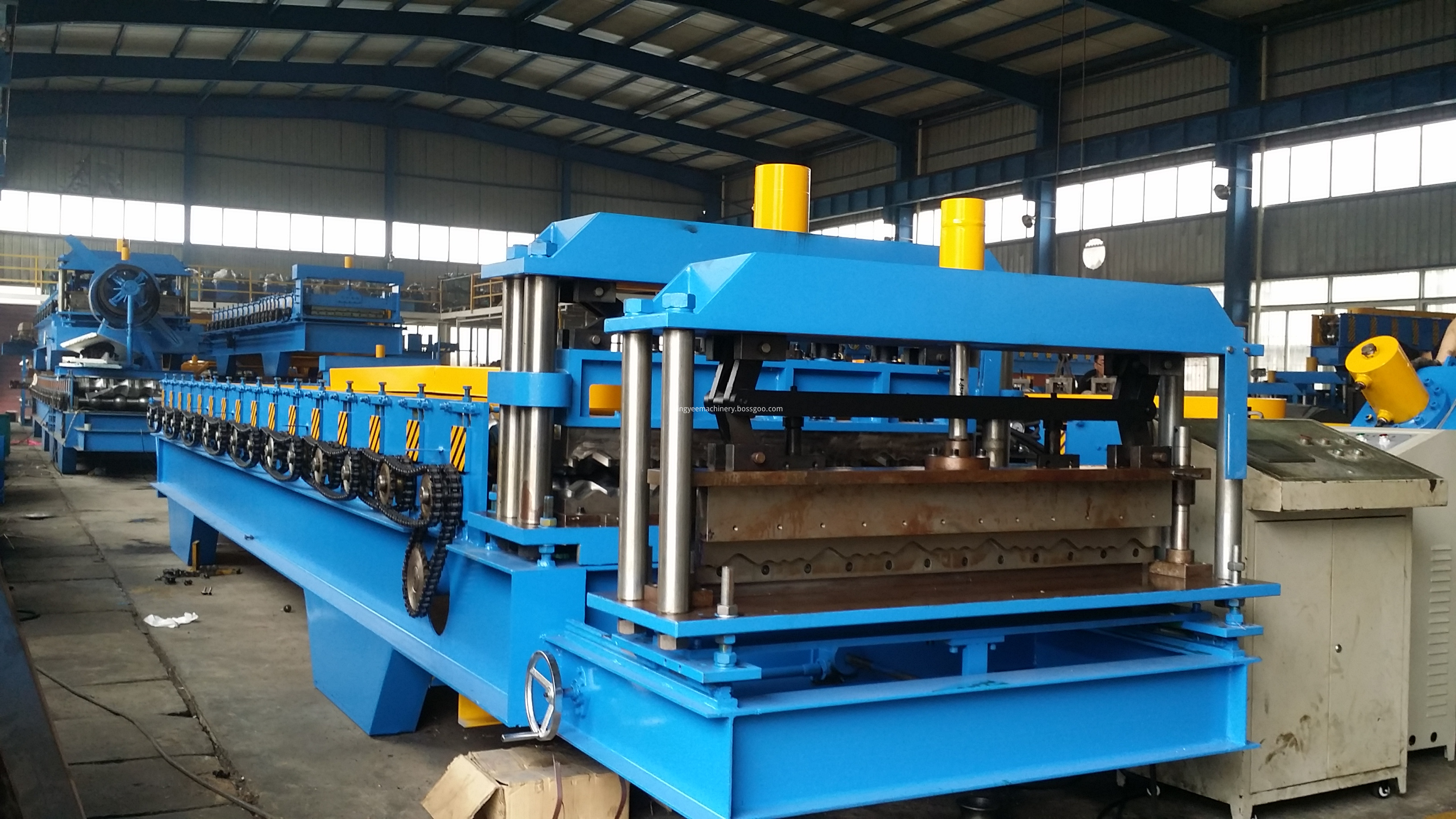 glazed tile roof sheet roll forming machine