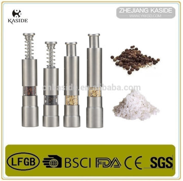 Mini One handed salt and pepper mill set/gravity salt & pepper mill set