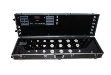 Type1280-13P LED display case