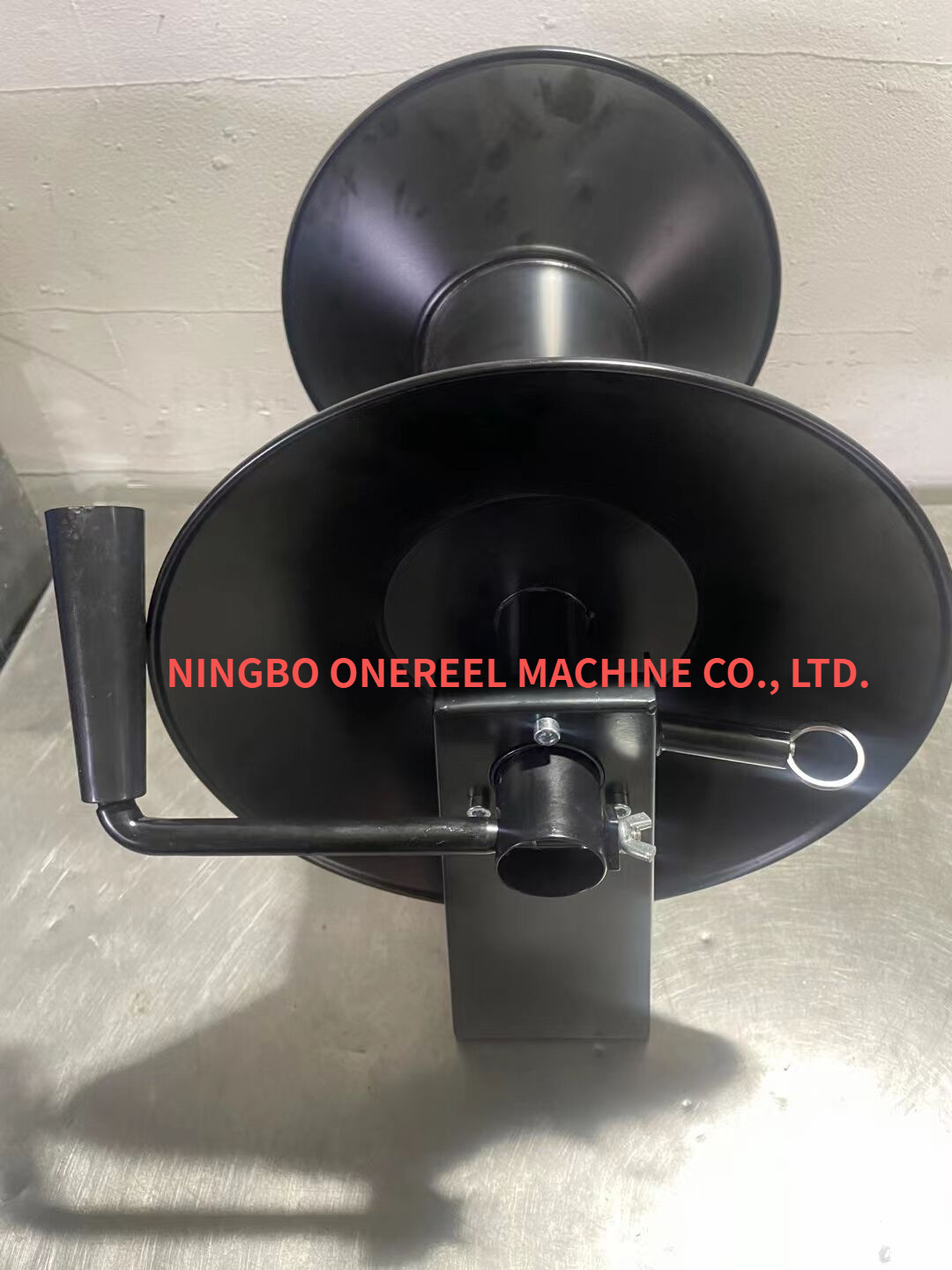 Hand-Cranked High Pressure Hose Reels (3) Hand-Cranked High Pressure Hose Reels (3)