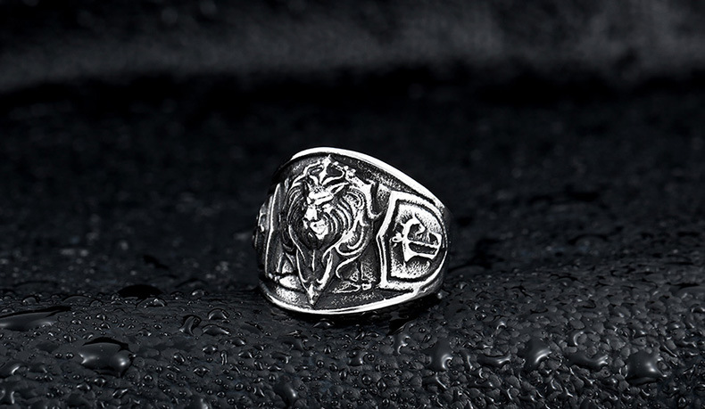 Fashion forest lion king badge ring