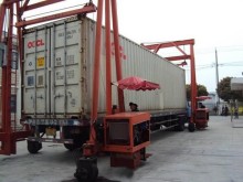 Mobile hydraulic container cranes