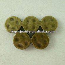 Yi Wu Bronze Model Scarf Pendants Metal Crafts