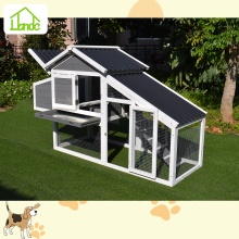 Durable waterproof wooden hen house from factory