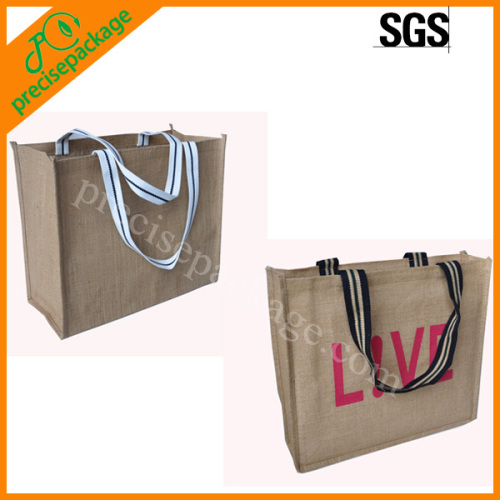 Recyclable jute bag for shopping