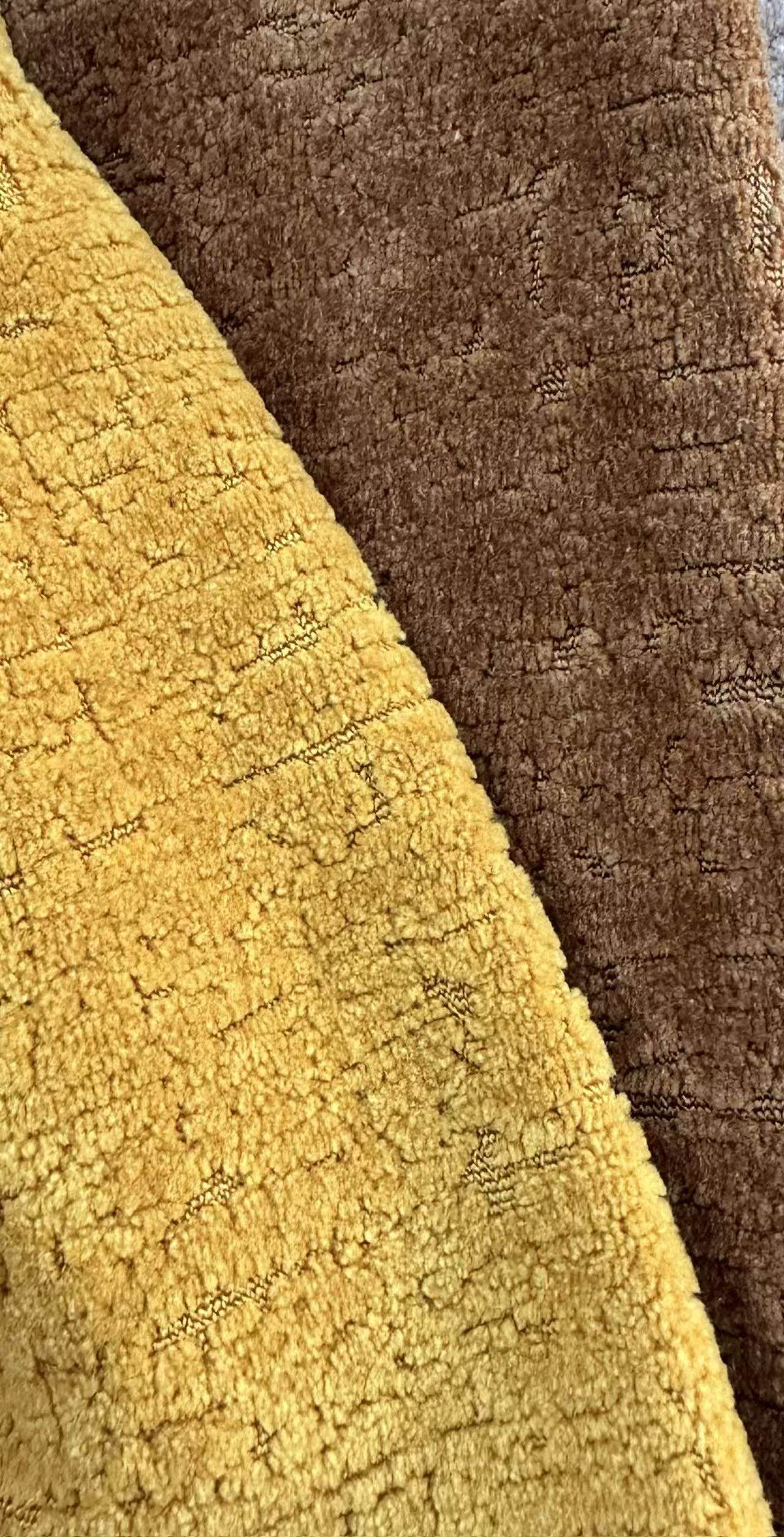 кадифена ткаенина velvet fabric