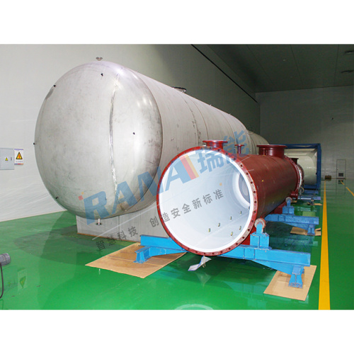 PTFE lined Stainless tank