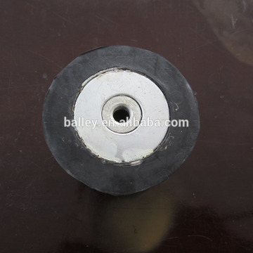 Magnetic rubber recess former