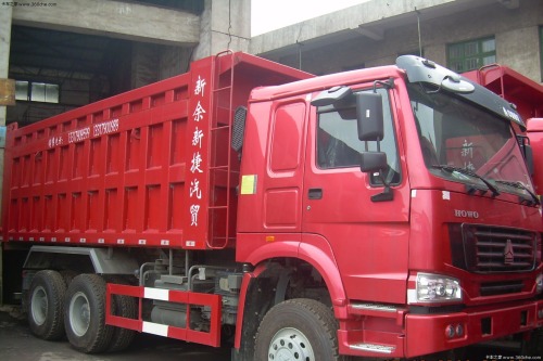 HOWO 6X4 Tipper with Berth (ZZ3257N3247B)