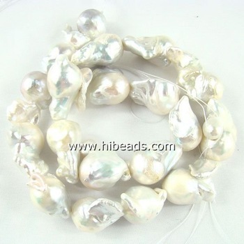 Freshwater irregular pearl strand 20*25mm white pearls LPS0214