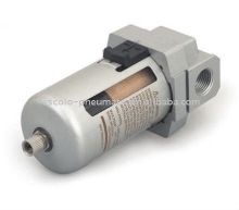 Medium low pressure pneumatic water filter
