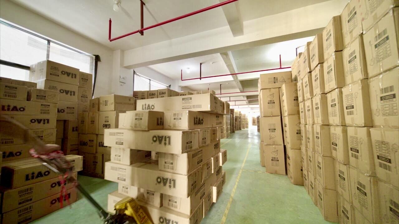 مخزون كبير من مستودع LIAO جاهز للشحن العالمي LIAO warehouse bulk stock ready for global shipping