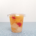 198g / 7oz-Frucht-Cocktailschale im Lichtsirup