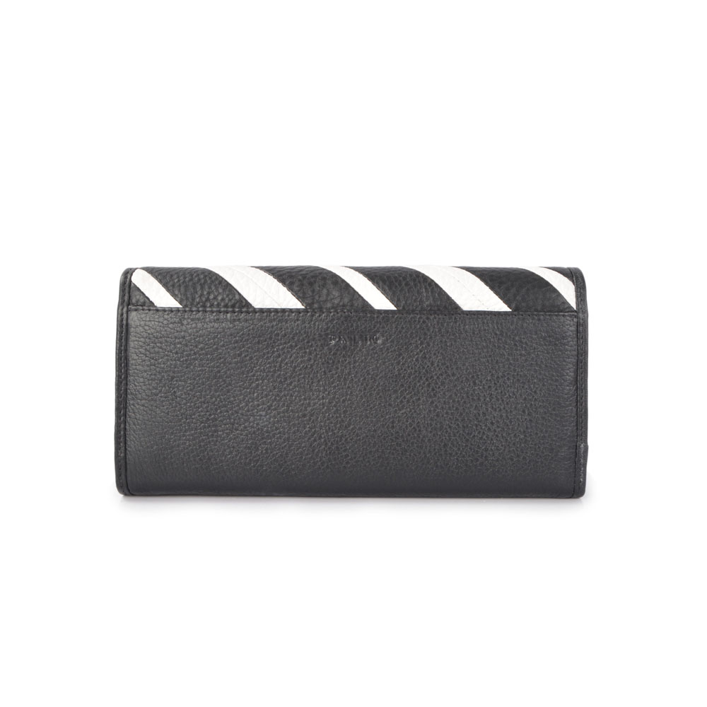 Soft slim wallets