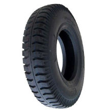 Light Truck Tire with Rib and Lug Pattern