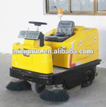 ART S15 ride on floor sweeper