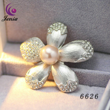 Jenia Fancy Design Fashion Brooch Safety Plated White Gold Brooch Pins