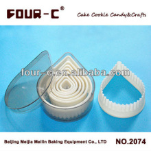 Serrated petal nylon cookie cutters, pastry cutters,useful cookie decorating