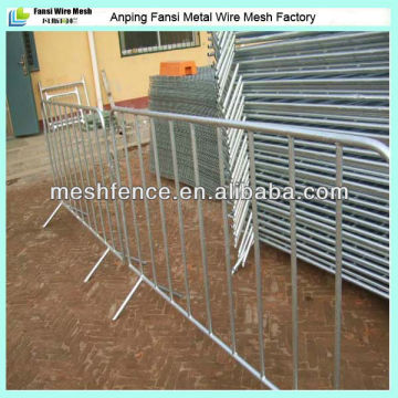 Galvanised crowd control barriers for AU