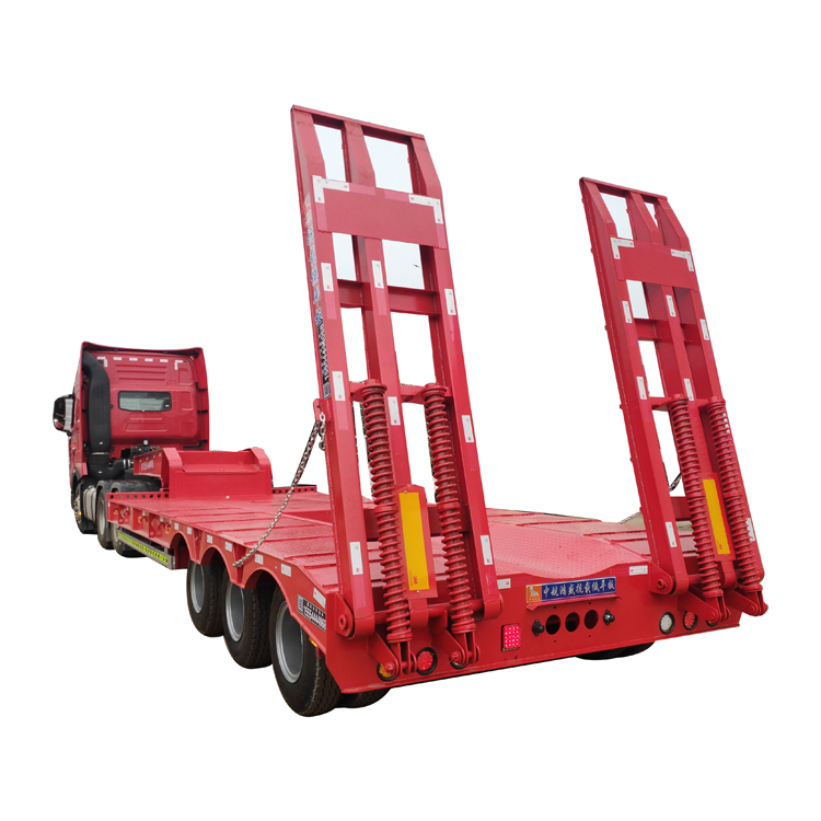 Semitrailer excavator haulage trailer bulldozer haulage vehicle large mechanical equipment truck low plate semitrailer