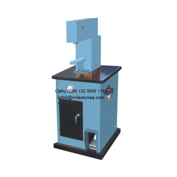 Pneumatic brake shoe riveting machine for solid rivet