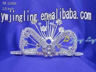 Crystal crowns for beauty queen