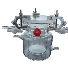 Double Layer Quartz Glass Photocatalytic Reactor with UV Penetration and Vacuum