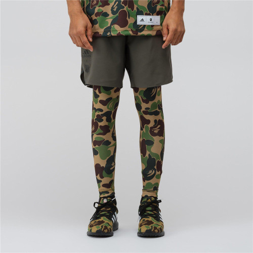 Calças de futebol de legging com padrão militar