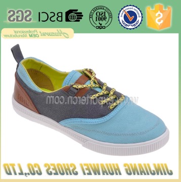 Cool Canvas Shoes With Sude material and rubber outsole