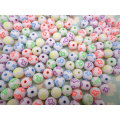 8MM &amp; 10MM runde weiße Acrylperlen mit neonfarbenen Corss Spacer Cross Pattern Chunky Beads