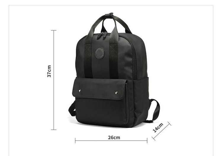 Schwarzer Rucksack Black Backpack