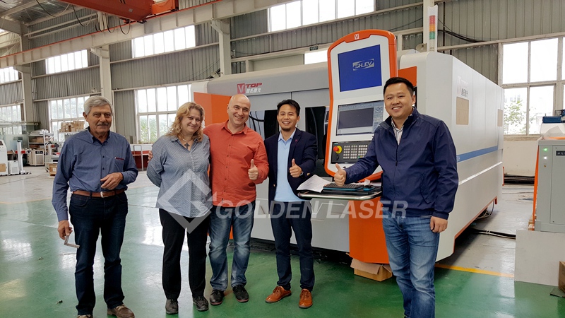 customers visit for fiber laser cutting machine