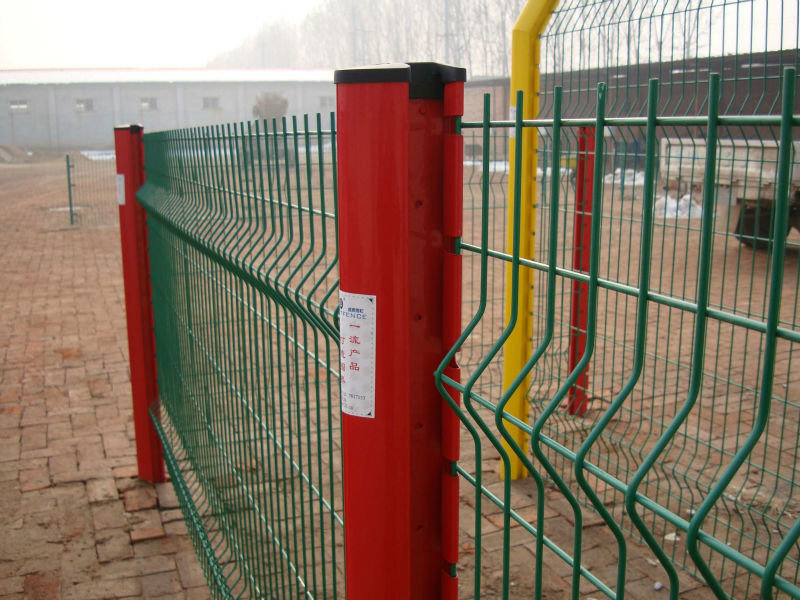 triangle bending fence/garden fence low price/fencing panels