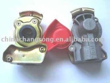 trailer brake air hose coupling