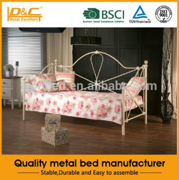 Hot selling metal sofa bed day bed parts queen size day bed sofa cum bed