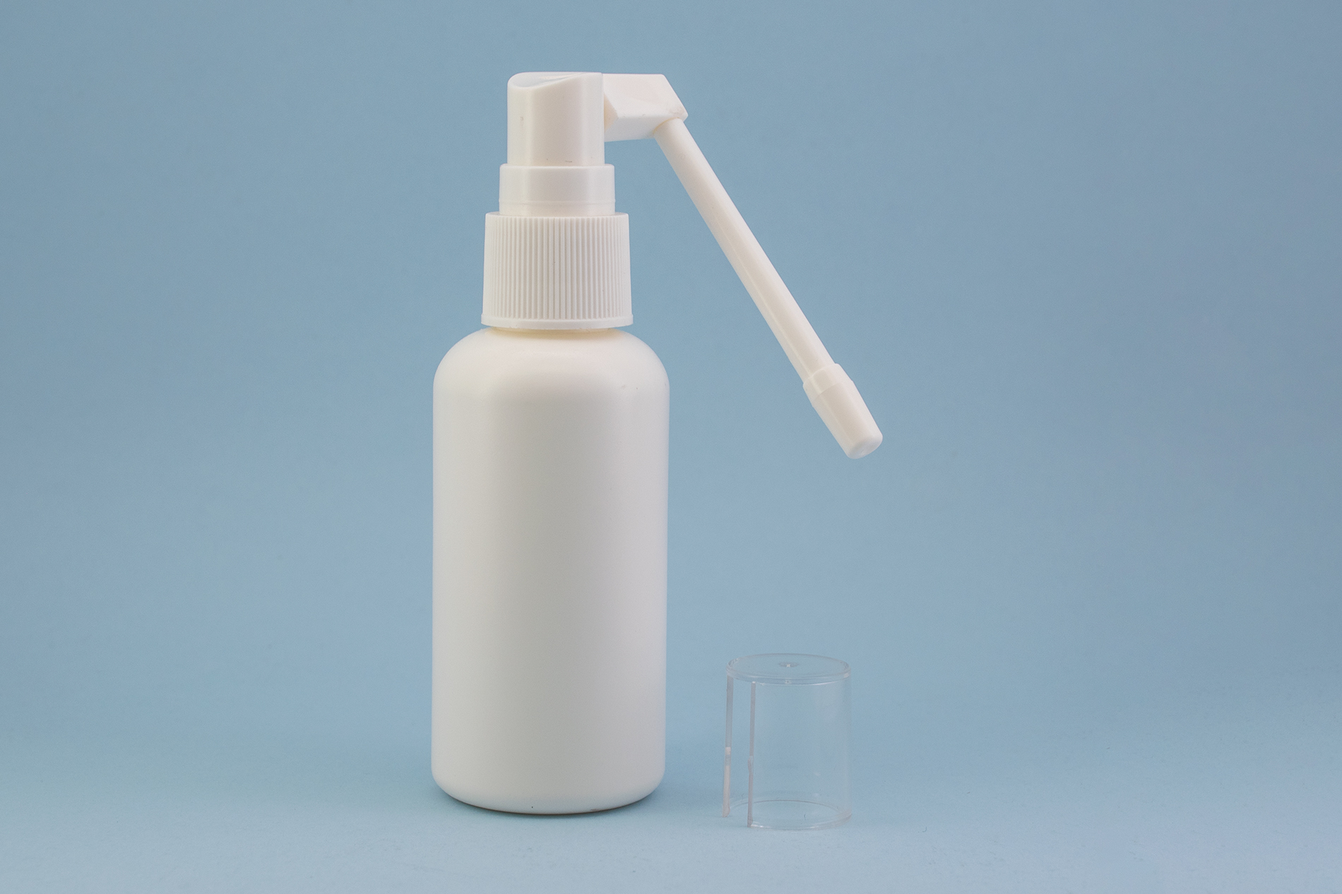 20/410 بخاخ دوائي طويل الفوهة مضلع أبيض 20/410 white ribbed long nozzle pharmaceutical oral sprayer