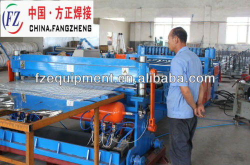 High-quality poultry breed cage mesh production machine