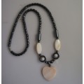 Collier de coquille de perle d&#39;hématite
