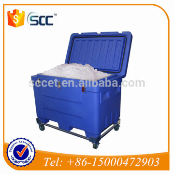 Rotomoulding plastic dry ice bin cooler, well-insulated container for dry ice cooling
