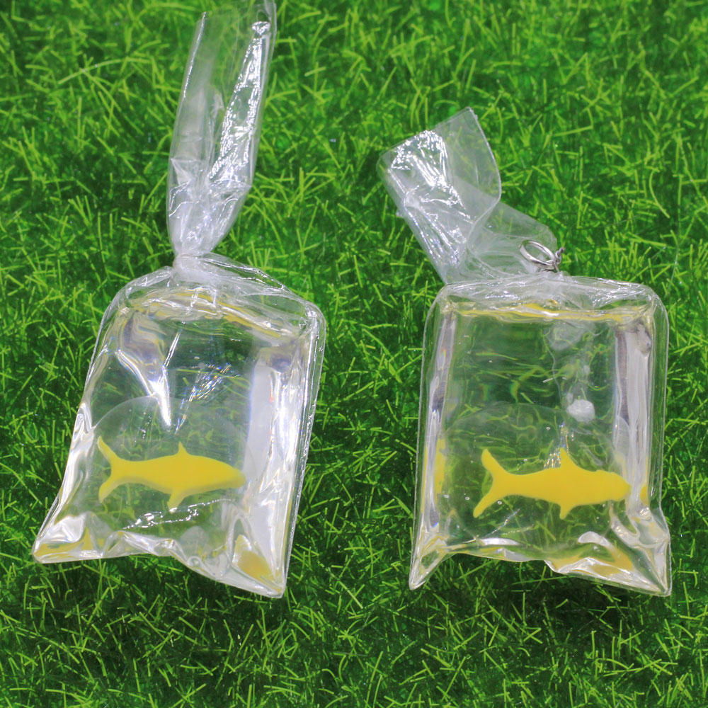 الراتنج الأسماك في الماء أكياس شفافة تصميم Kawaii للأطفال دمية اللعب مجوهرات المعلقات صنع الملحقات