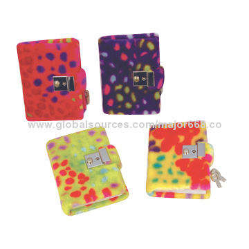 Plush notebooks with lock, measures 9.5x12.5x3.5cmNew