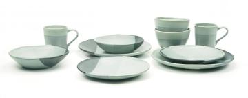 Reactive glazed stoneware dinner set - lake