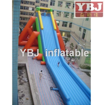 Huge inflatable slide